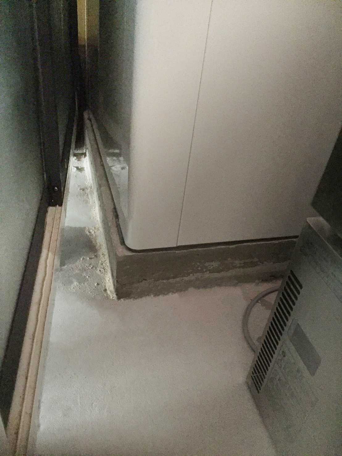 土台基礎(建築側工事)